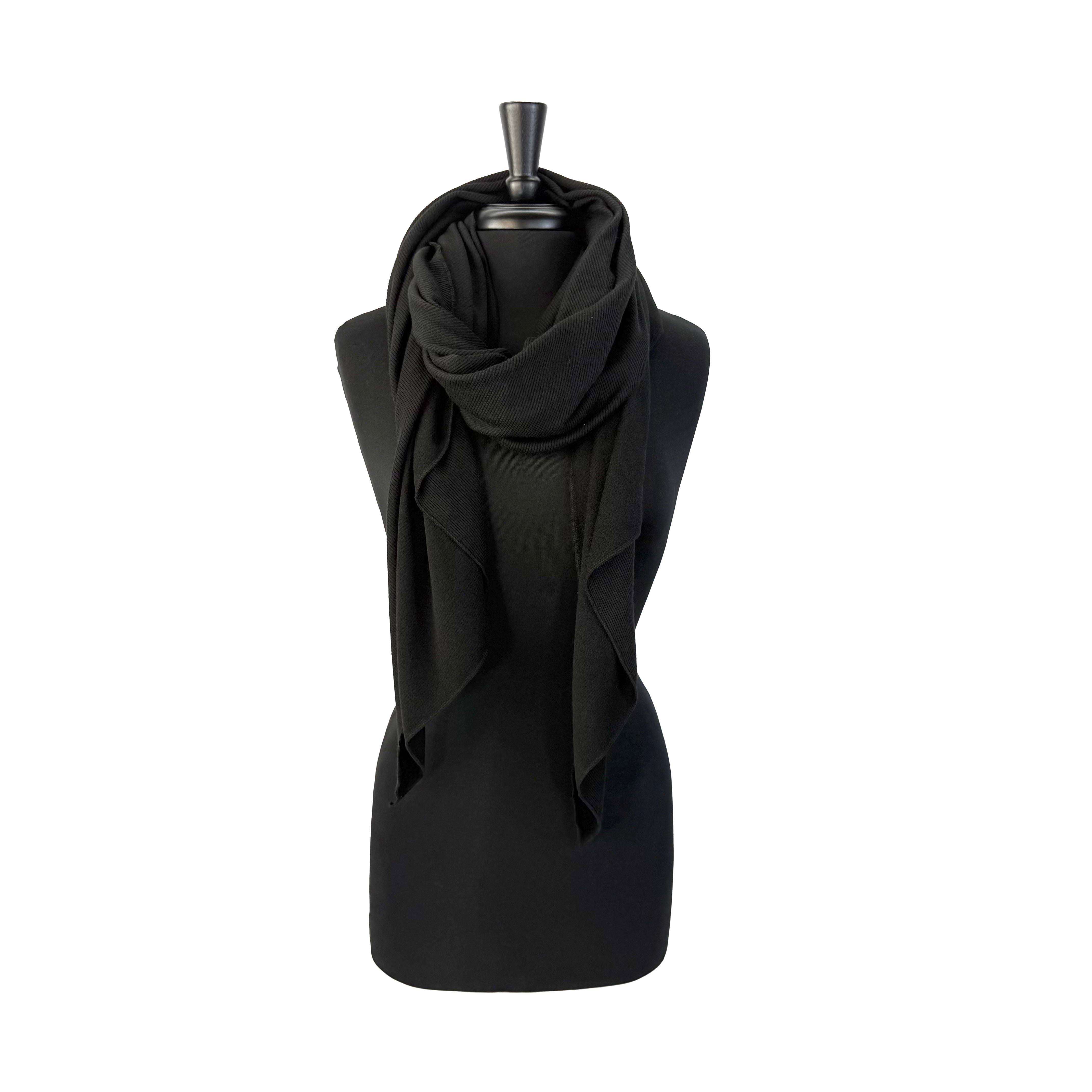 Amber Scarf in black rib fabric – cozy winter scarf for women