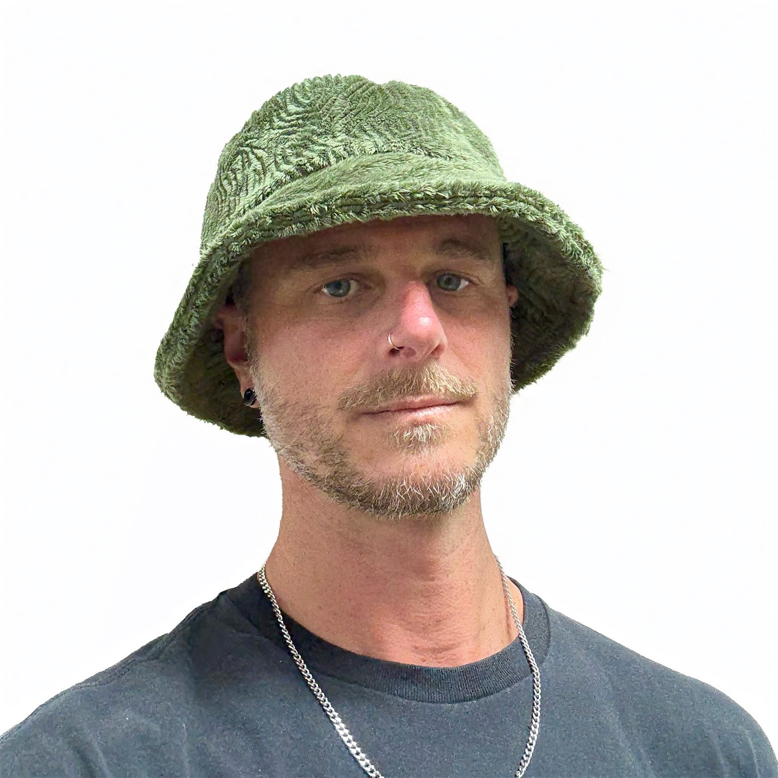 Man wearing a green knitted hat on a white background Bucket Hat Polar Fleece on male model – upcycled unisex winter hat