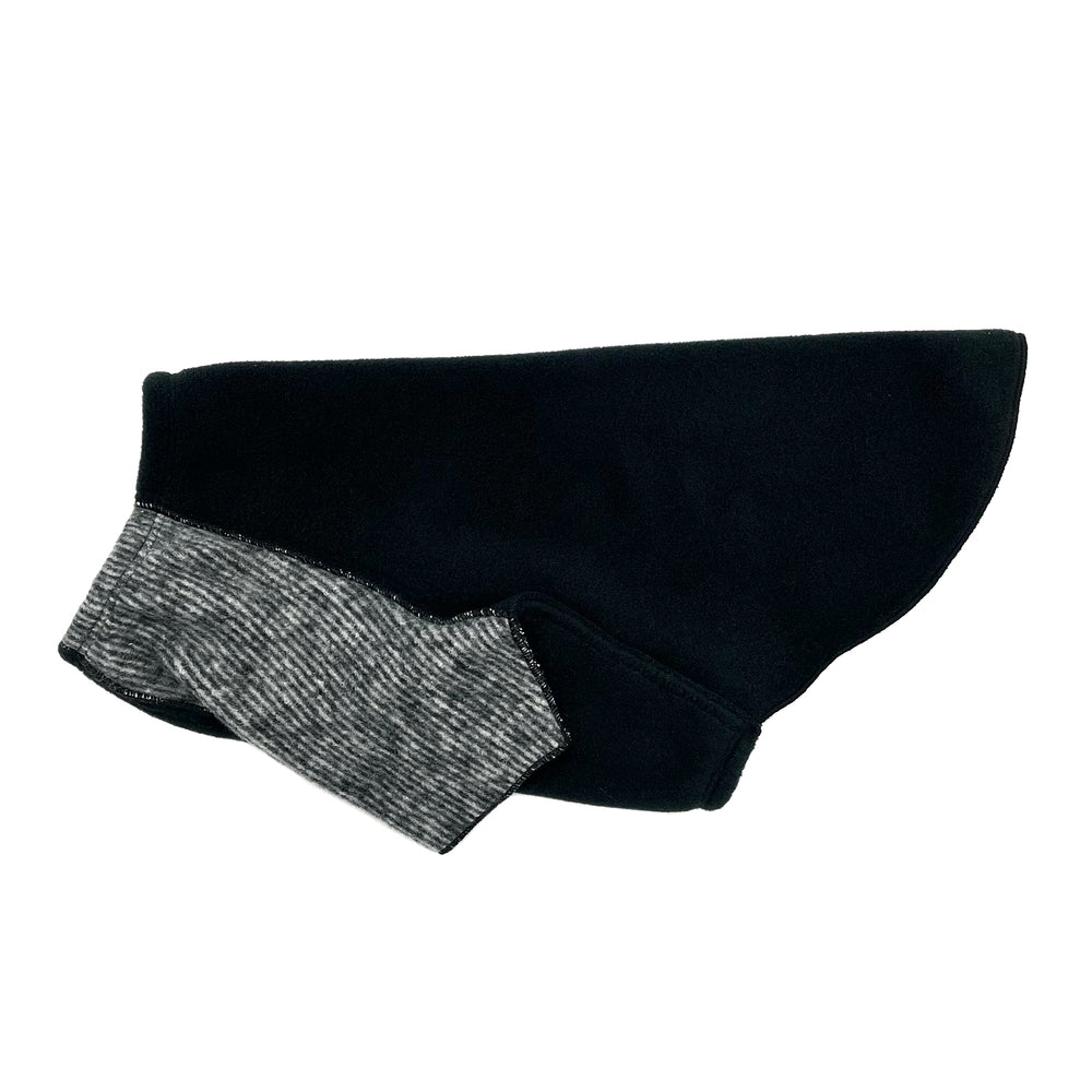 Dog Jacket limousine color way profile view – recycled Polartec fleece dog jacket. 